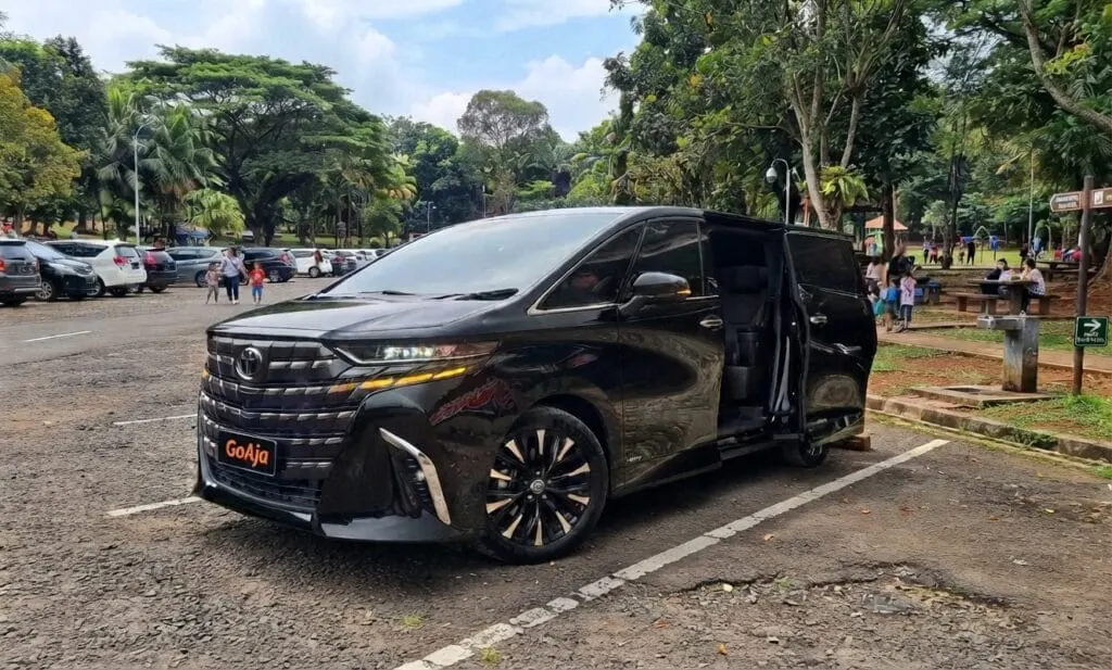 Layanan Sewa Toyota Alphard