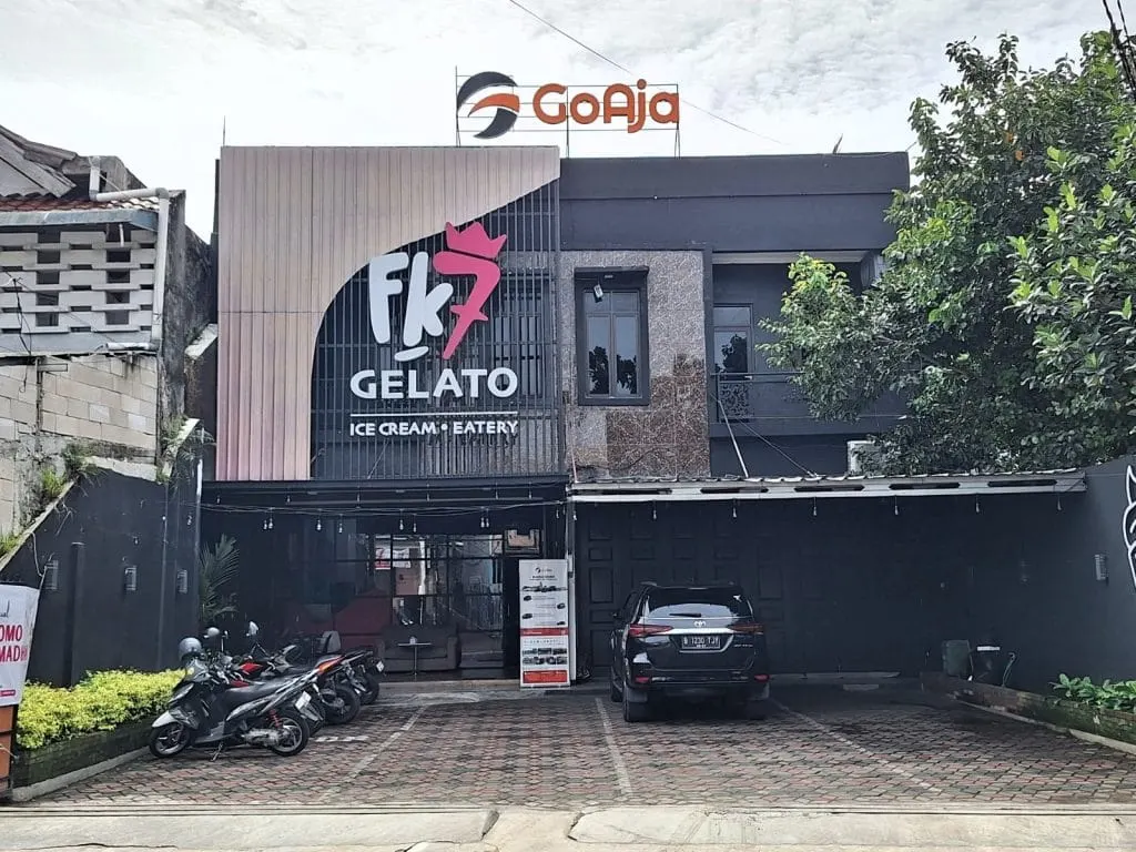 Sewa Mobil Cipayung GoAja Car Rental Solusi Transportasi Nyaman, Aman, dan Terpercaya