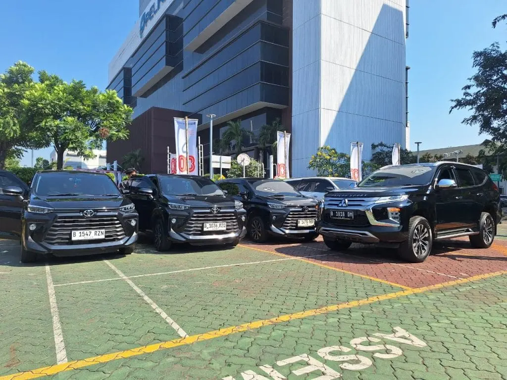 Sewa Mobil Cipayung GoAja Car Rental Solusi Transportasi Nyaman, Aman, dan Terpercaya